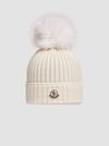 Wool Beanie with Pom Pom Girl Snow White Moncler